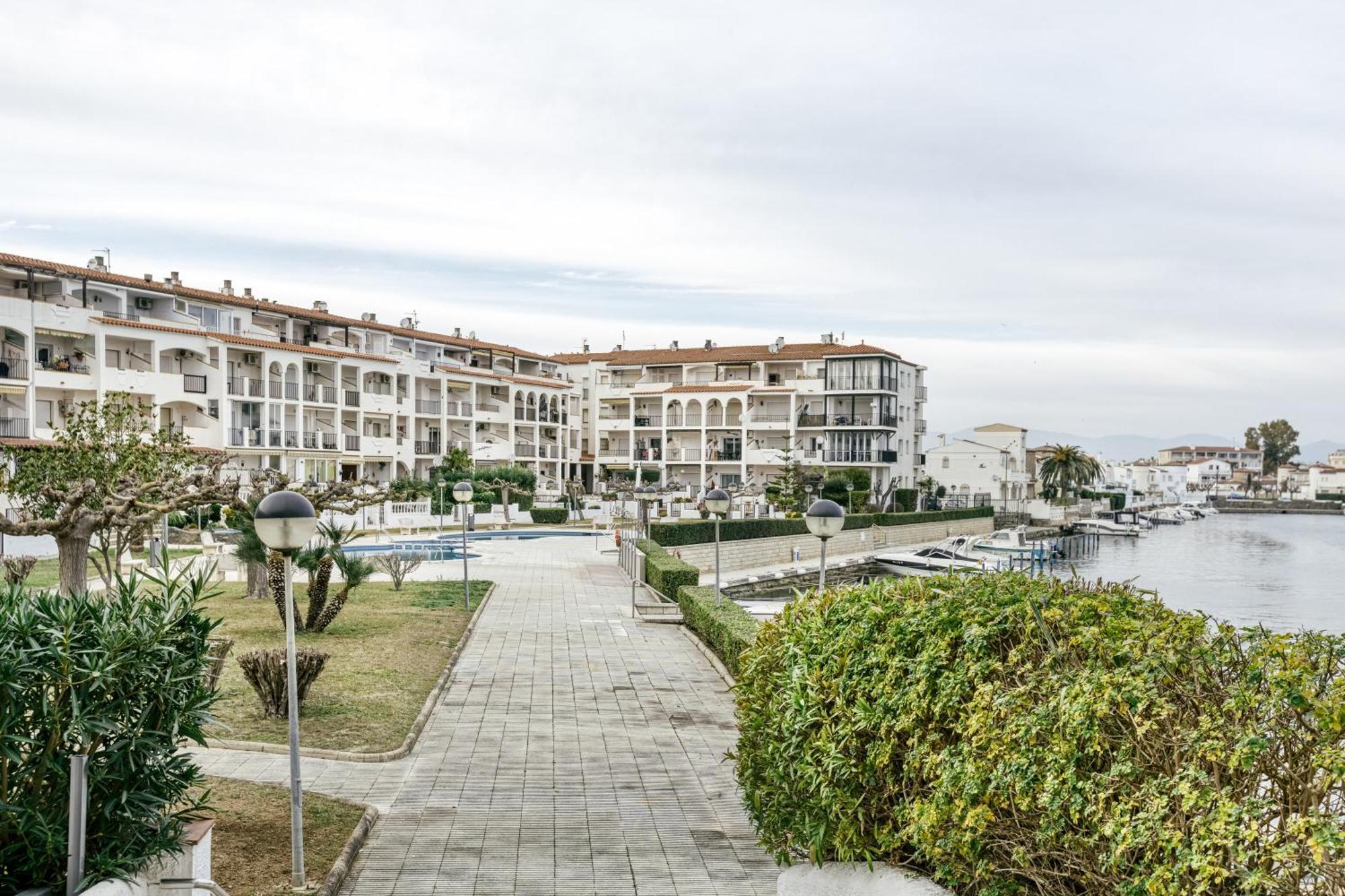 Lago Sant Mauricio Empuriabrava Buitenkant foto
